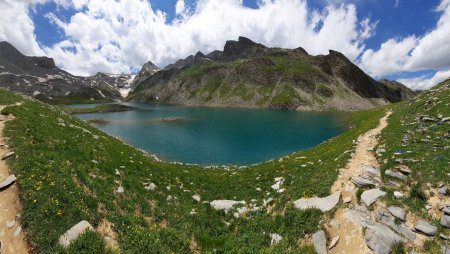 Le lac est plein !