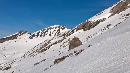 La Cornascle vue de la descente après le Pas de Mongioia