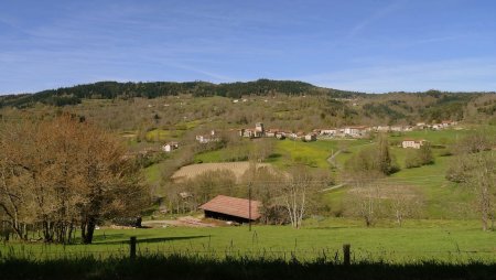 Sur la route, avant d’arriver à Gumières.