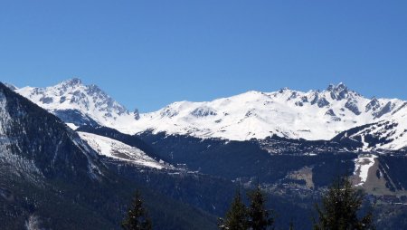 Aiguille du Fruit, Saulire et Dent de Burgin