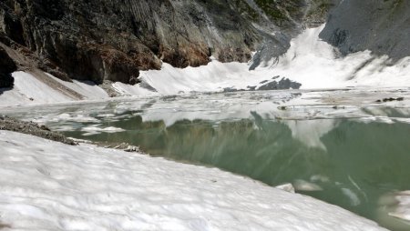 Le lac de la Patinoire (2550m)