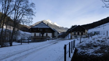 Du parking du Penon (982m)