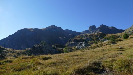 Le col à viser apparait nettement.