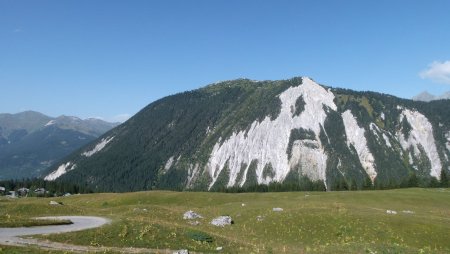 Alpages du Grand Prâlin et Dent du Villard (2284m)