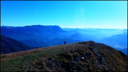 Montagne de Glandasse regard sur la vallée de la Drôme.