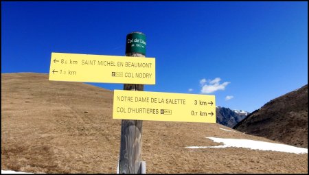 Au Col de Lière, la pente sud de Côte Belle.