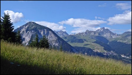 Dent du Villard, Aiguille du Fruit