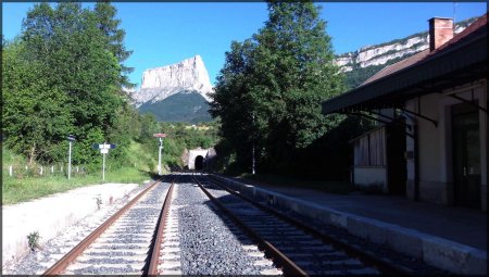 Sur la Voie Ferrée de Grenoble - Clelles.