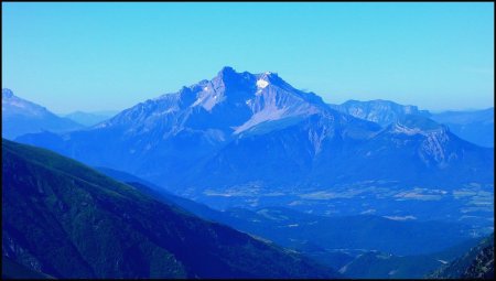 Zoom, sur la Grande Tête de l’Obiou.