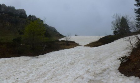 Névé sous le col de Léchaud