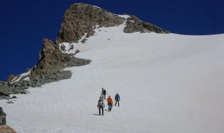 Le bas du couloir