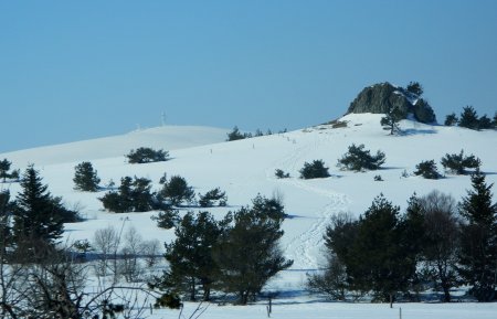 La Grande Pierre Bazanne et Pierre-sur-Haute.