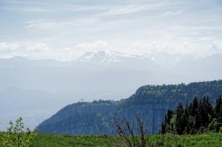 Dent du Loup sur fond de Taillefer