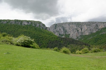 Regard arrière sur la sortie des gorges