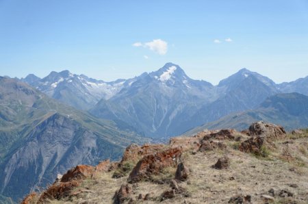 De l’Aiguille des Arias au Pic du Clapier du Peyron