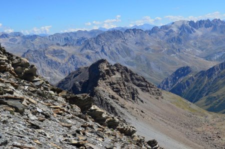 Descente vers le Col de l’Epaisseur et la Pointe des Cerces