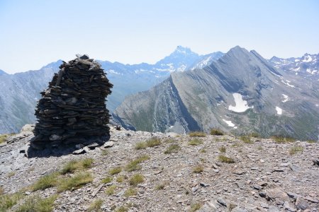 Cairn sommital, Viso et Taillante.