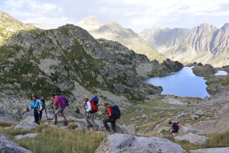 Dans la combe menant au col : ce n’est pas encore trop minéral.