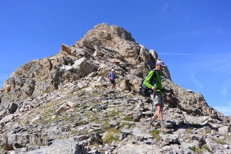 Et bien non : nous ne sommes pas allés vraiment au sommet.