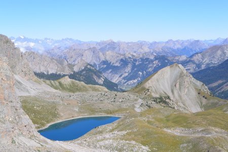 Les Aiguilles d’Arves pointent leur petit nez.