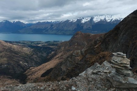 Montée vers McIntosh Hut, dans le rétro