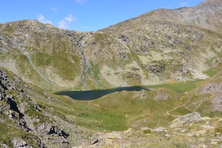 Lac Bleu vu de loin en arrivant presque au Lac Noir.