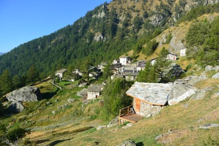 ’Grange della Valle’ : un hameau magnifique à traverser.