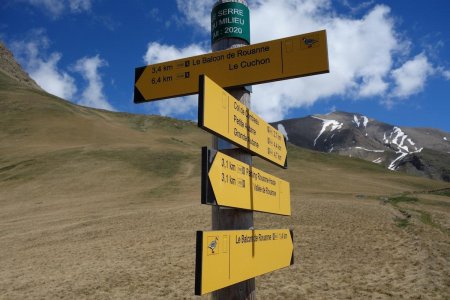 Serre du Milieu, prendre la direction du balcon de Rouanne.