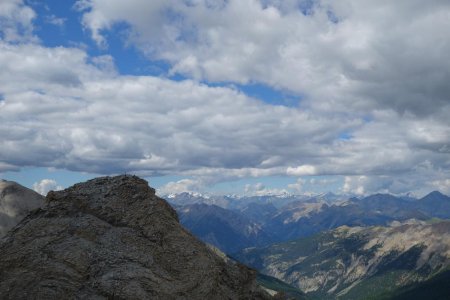 Au fond les sommets de la Vanoise