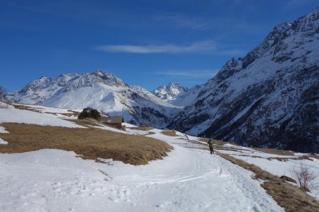 Toujours sur la route cette fois ci face aux Agneaux