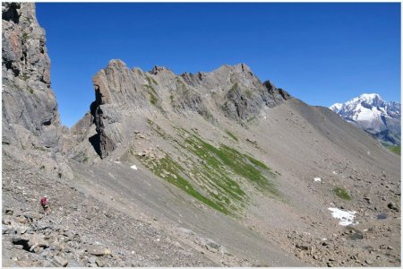 En direction de la brèche de Parozan...