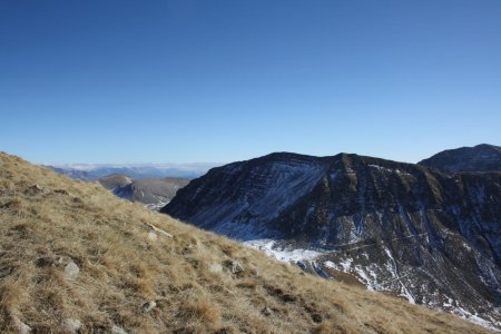 La montagne du Carton, et sur la droite le sommet du Grand Coyer