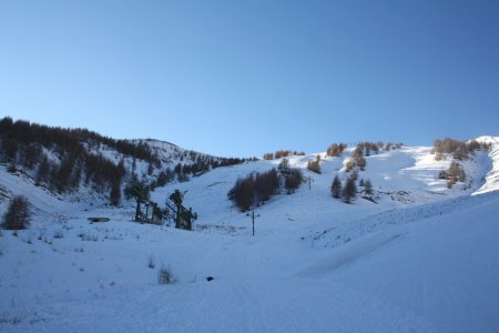 En montant vers les téléskis de l’Autapie 