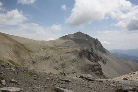 La cime de Pal se dévoile enfin après la baisse