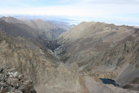 Au nord, le vallon italien Muraion et un lac dont je n’ai pas le nom