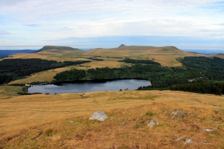 Lac de Guéry depuis Puy Corde, vue sur le parcours du deuxième jour