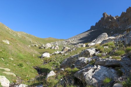 Vers le col de l’Yret