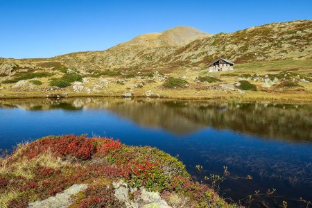 Lac du Grand Pré et Bergerie du Grand Galbert