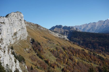 Tête de l’Arpettaz, Rochers des Traversiers