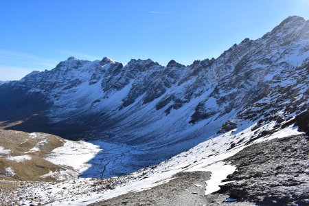 Le versant nord de la Crête de Dormillouse est à couper le souffle...