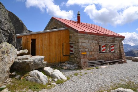 Cabane de l’A Neuve 2735m