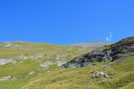 Montée droit vers la ligne de crête