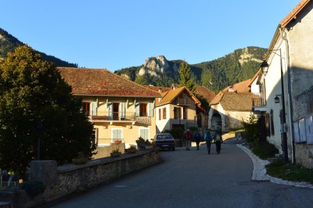 Départ tranquille et paisible dans St Michel les Portes.