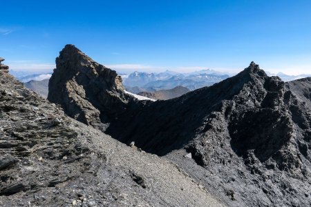 Contournement du sommet pour accéder à la face de montée