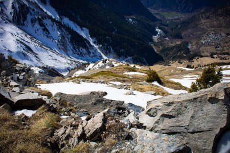 Depuis le haut : ça plonge sévère !