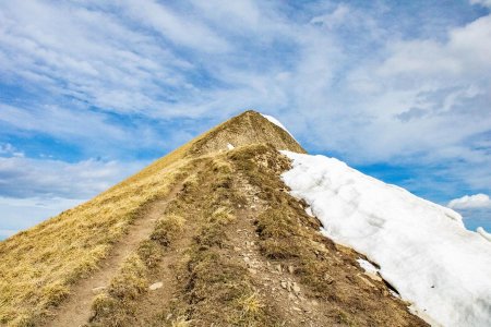 Fort heureusement, la crête est sèche