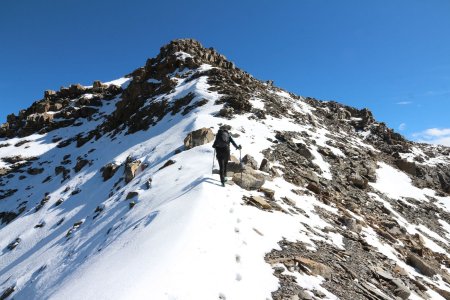 Le final de l’arête ouest vers le sommet.