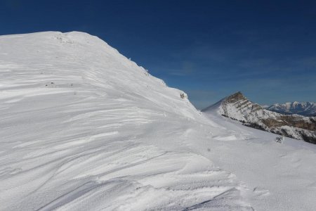 Montée à crête avec le Sommet de l’Aup sur la droite.