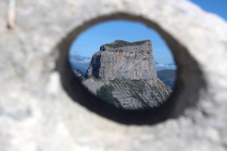 Vers Tête Chevalière