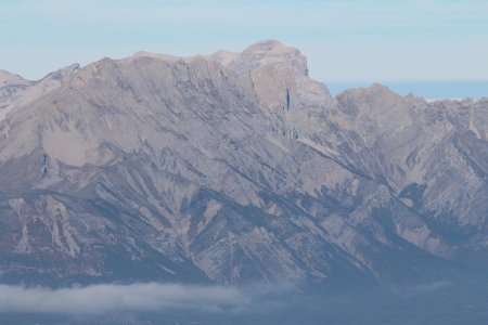 La montagne de Faraut devant l’Obiou.